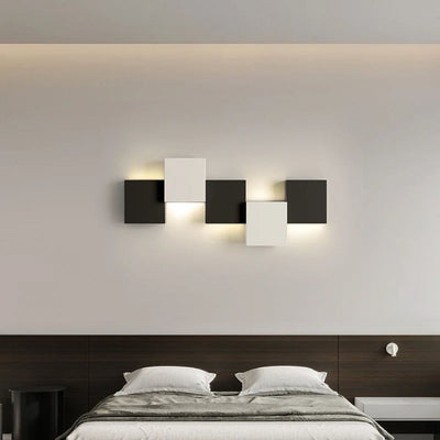 Applique Murale Moderne à Led avec Abat-Jour en Métal Creative