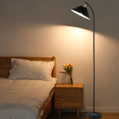 Lampadaire Minimaliste Design Ambiance Élégante et Moderne - Lumiine
