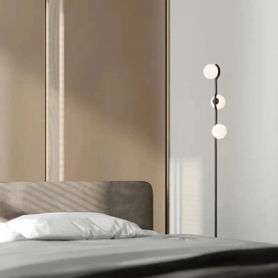 Lampadaire Minimaliste Postmoderne Nordique Créatif de Luxe - Lumiine
