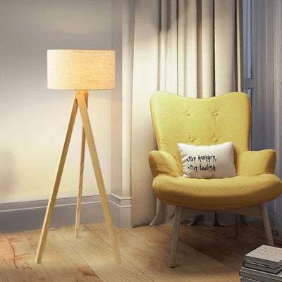 Lampadaire Scandinave en Bois à Trois Pieds - Lumiine
