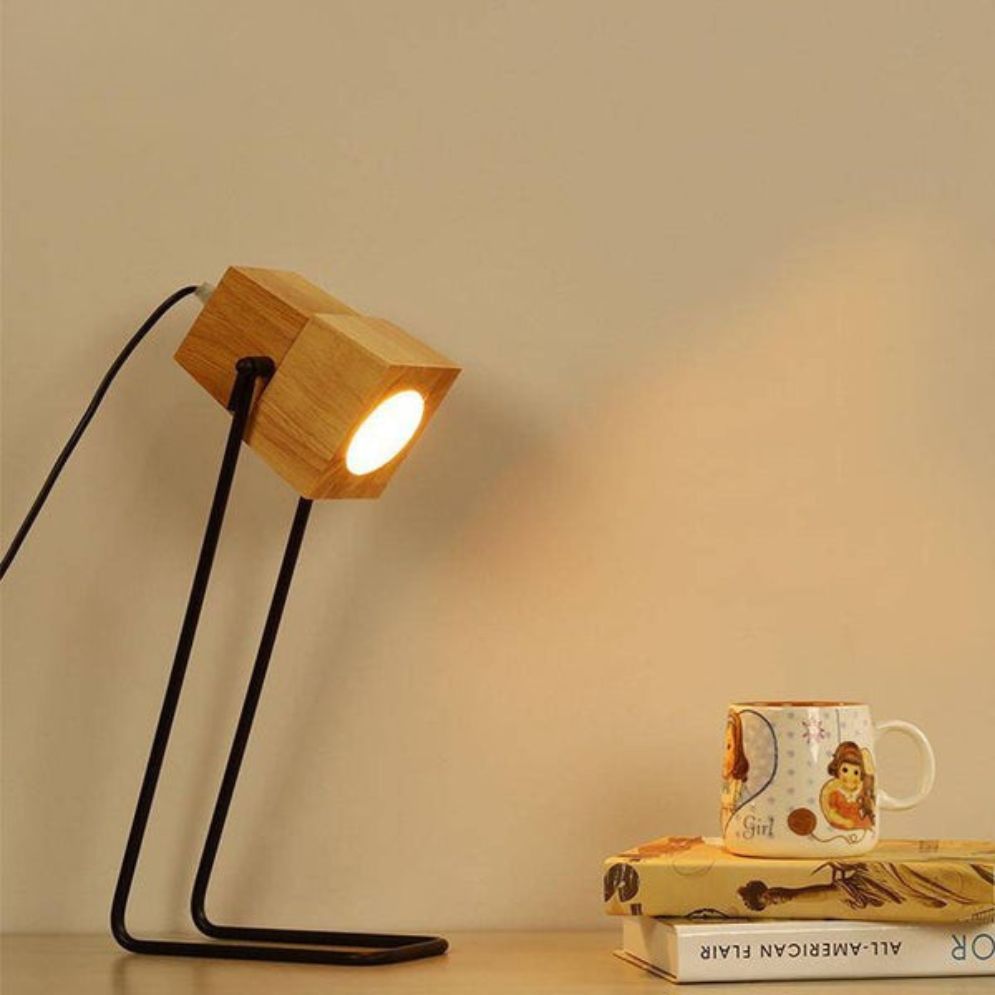 Lampe de Bureau en Bois Clair Ajustable - Lumiine
