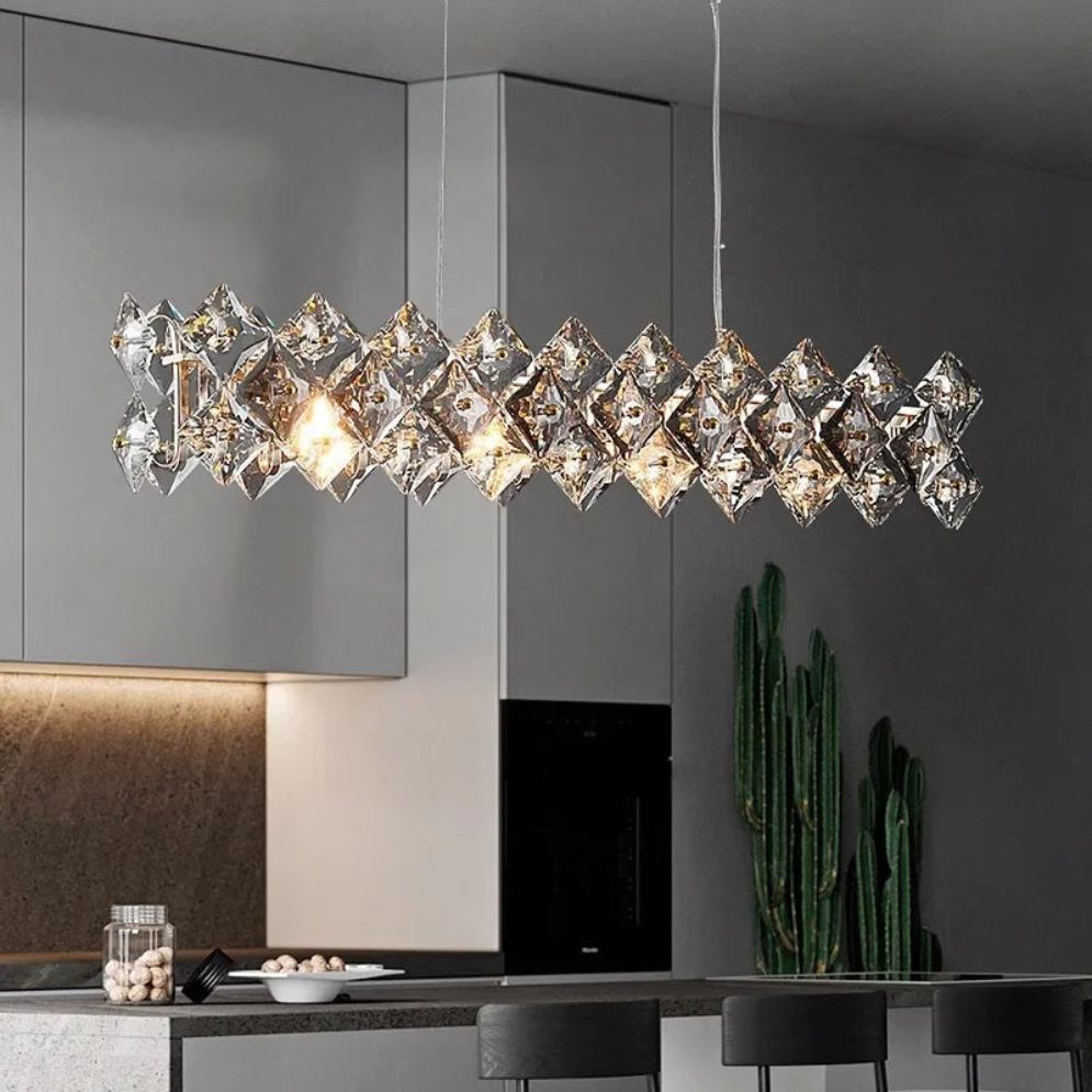 Lustre Long en Cristal pour une Ambiance Moderne et Élégante