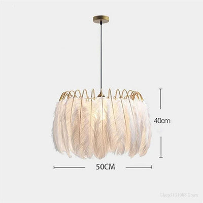 Lustre Nordique en Plumes D’autruche Naturelles Suspendu - Lumiine