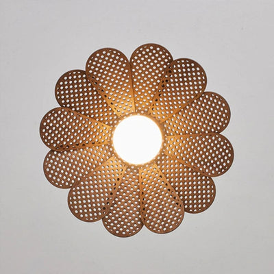 Suspension Design en Bois Fleur avec Pétales Chiba